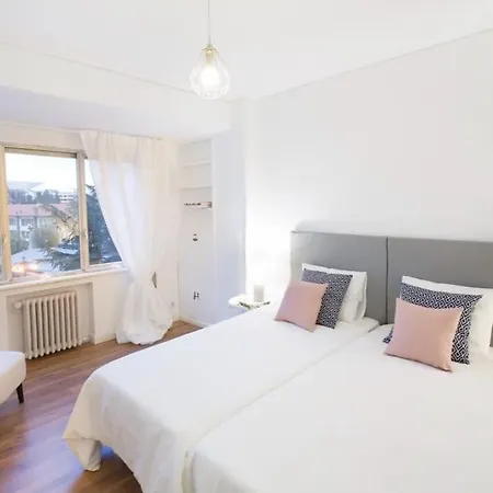 Sobre Picos - Piso Amplio Con Vistas Y Wifi En Apartmán *