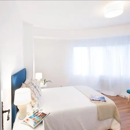 Sobre Picos - Piso Amplio Con Vistas Y Wifi En * Oviedo
