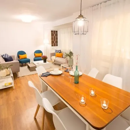 Sobre Picos - Piso Amplio Con Vistas Y Wifi En Apartmán Oviedo